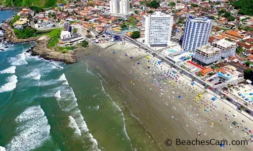 Cachoeira do Bom Jesus Beach in Santa Catarina