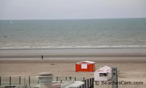 Oostduinkerke Strand Beach